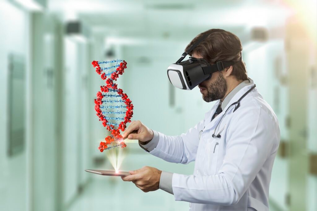 Cientista utilizando tecnologia de realidade virtual para manipular uma representação de DNA em um laboratório.